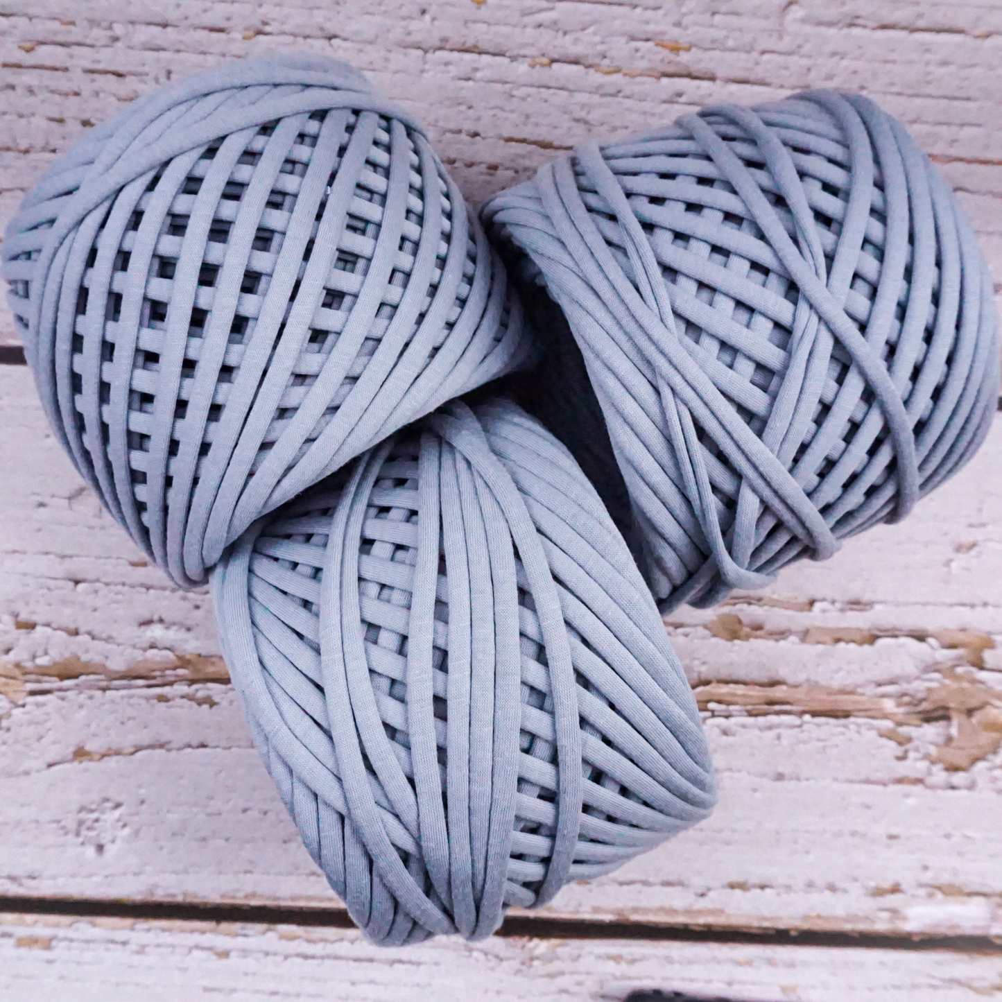 T-shirt yarn for crocheting baskets, bags, rugs and home decor. Grey