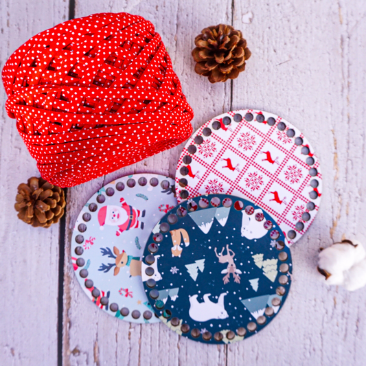 Bundle of t-shirt yarn and holiday basket wooden round base