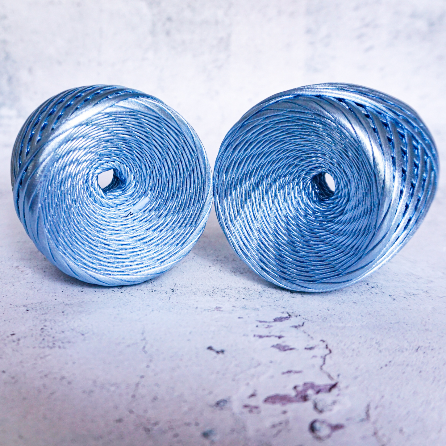 Metallic T-shirt yarn for crocheting baskets, bags, rugs and home decor.