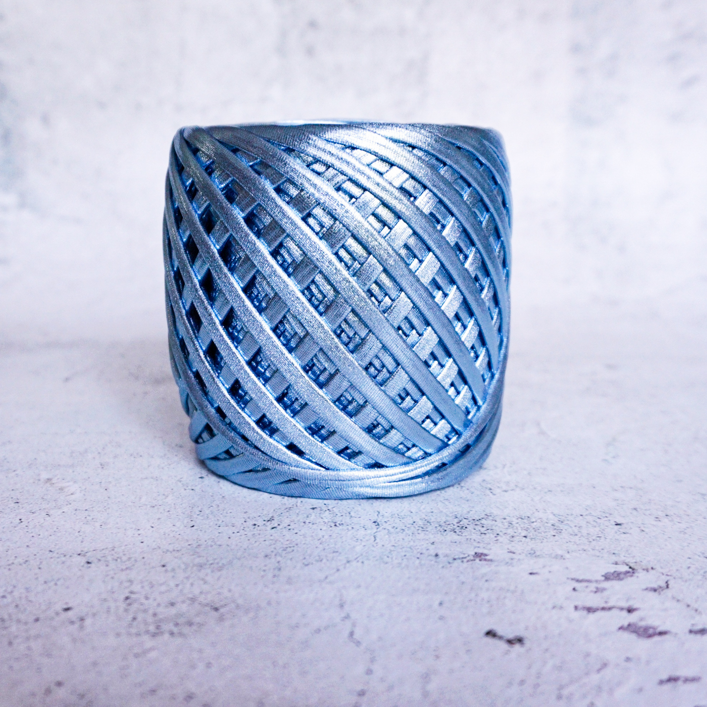 Metallic T-shirt yarn for crocheting baskets, bags, rugs and home decor.
