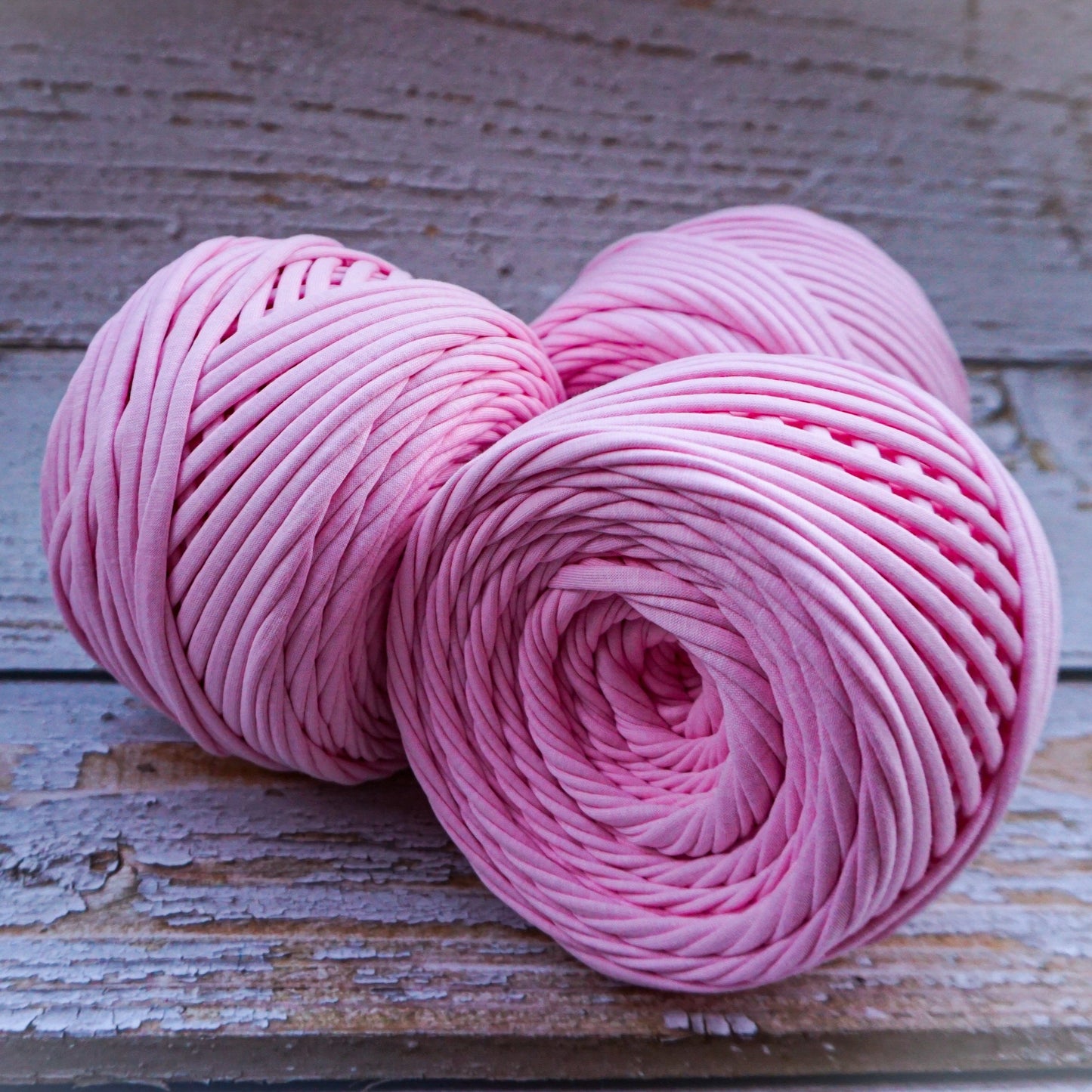 T-shirt yarn for crocheting baskets, bags, rugs and home decor. Pink