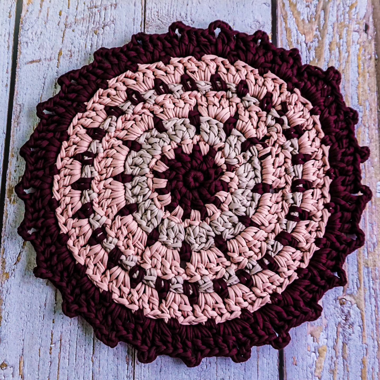 T-shirt yarn for crocheting baskets, bags, rugs and home decor. Ocean weave