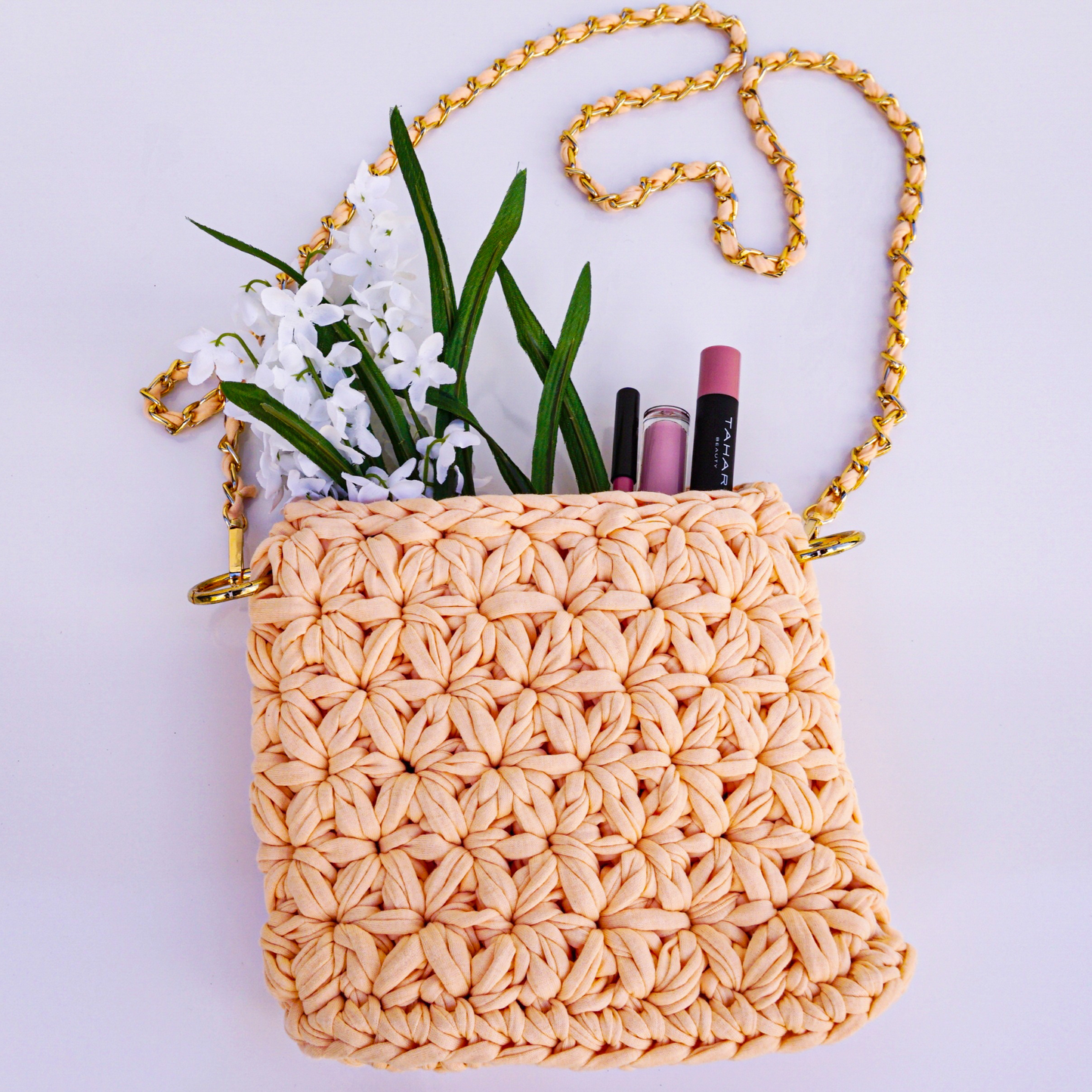 T-shirt yarn for crocheting baskets, bags, rugs and home decor. Ocean weave