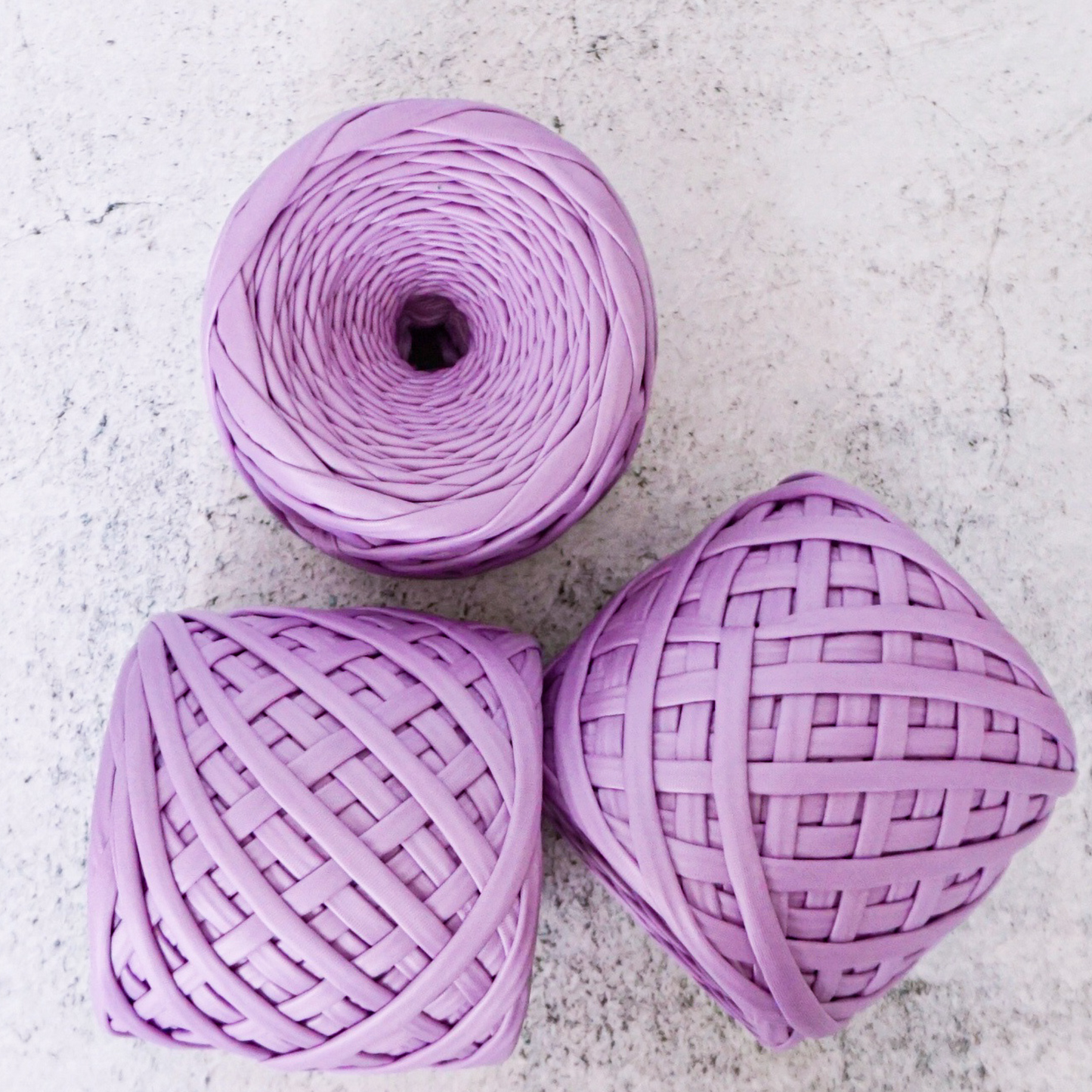 Leather looking T-shirt yarn for crocheting baskets, bags, rugs and home decor.