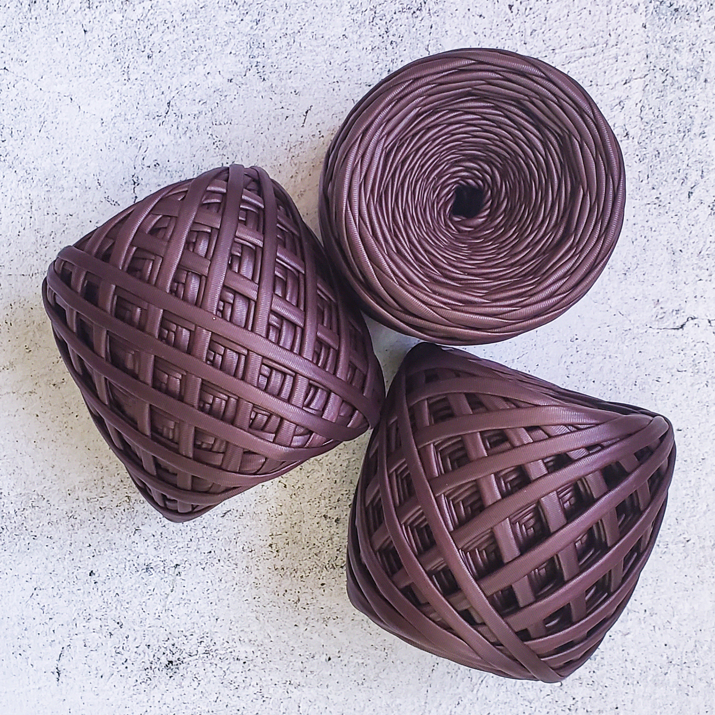 Leather looking T-shirt yarn for crocheting baskets, bags, rugs and home decor.