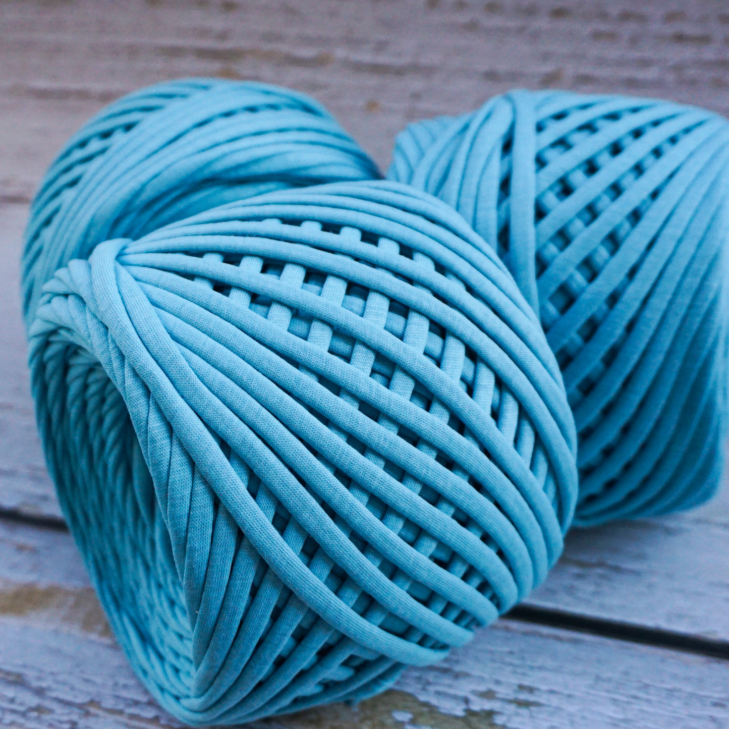 T-shirt yarn for crocheting baskets, bags, rugs and home decor. Ocean weave